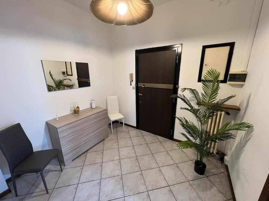 Orio Relax 24H Airport 1 - 3 Minute From Arrival By Bus Apartment Бергамо Екстериор снимка