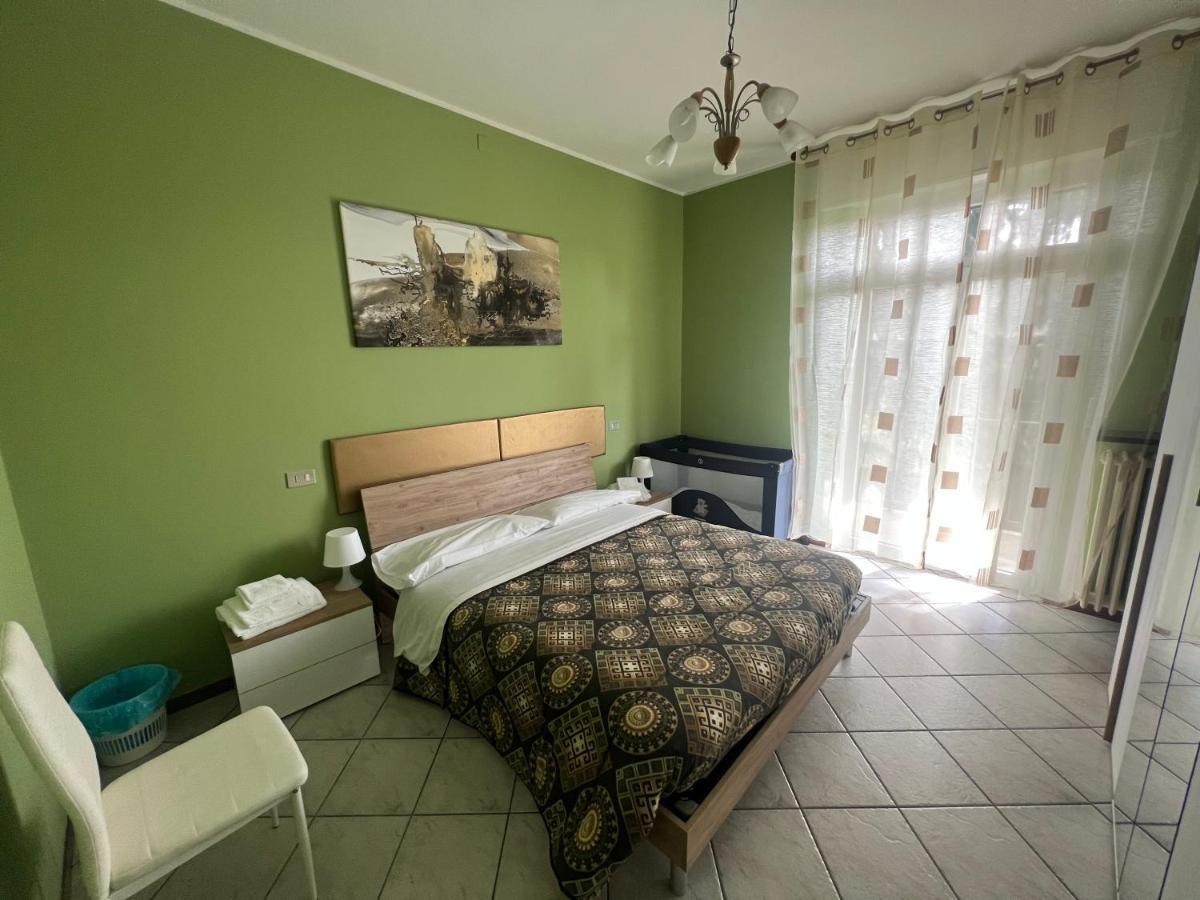 Orio Relax 24H Airport 1 - 3 Minute From Arrival By Bus Apartment Бергамо Екстериор снимка